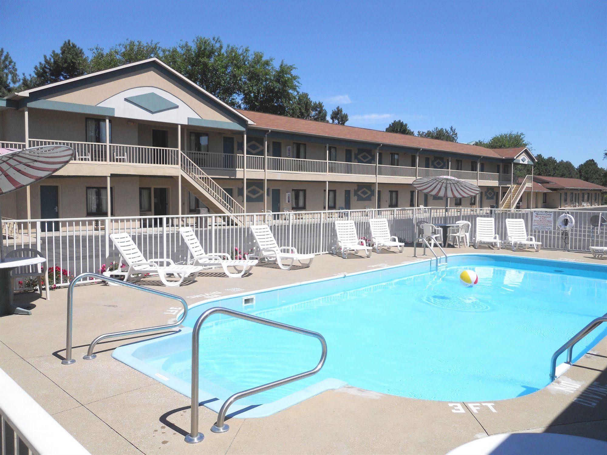 Budget Host Inn Sandusky Exterior photo